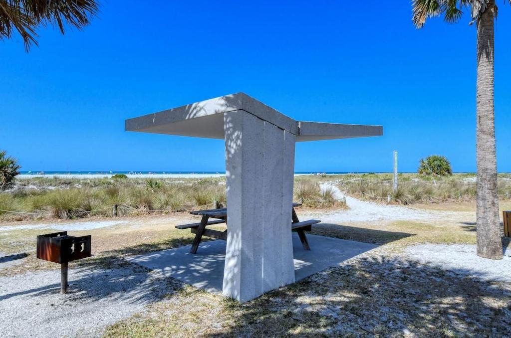 Canal 309 - Right In Siesta Key Village! Kültér fotó